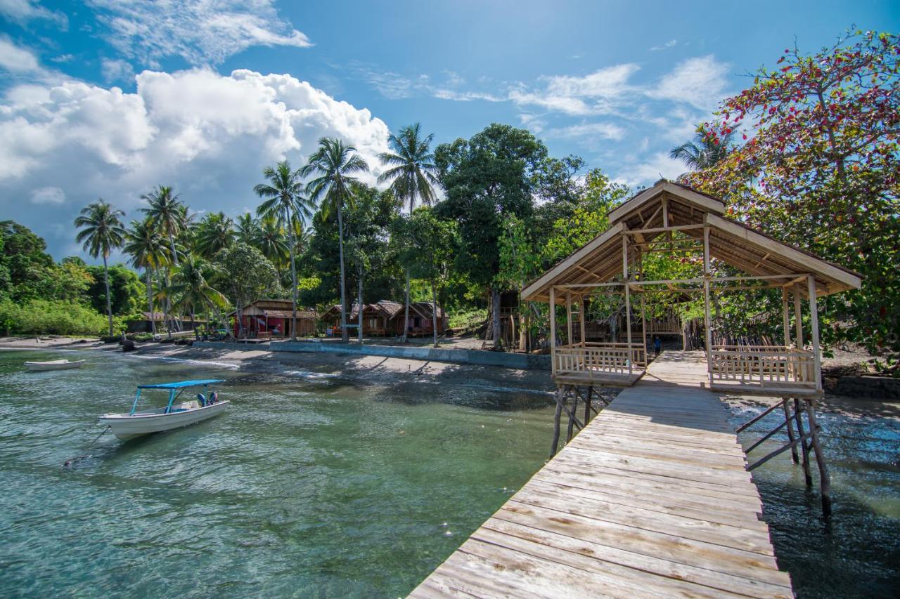 Pristine Paradise Dive Resort - Togean Islands, Una Una Pulau Unauna Zewnętrze zdjęcie
