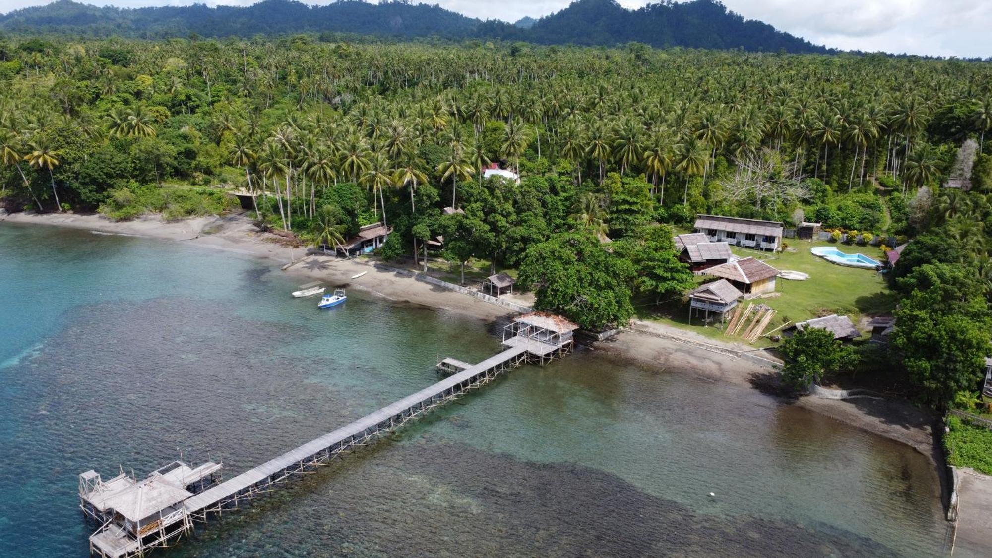 Pristine Paradise Dive Resort - Togean Islands, Una Una Pulau Unauna Zewnętrze zdjęcie