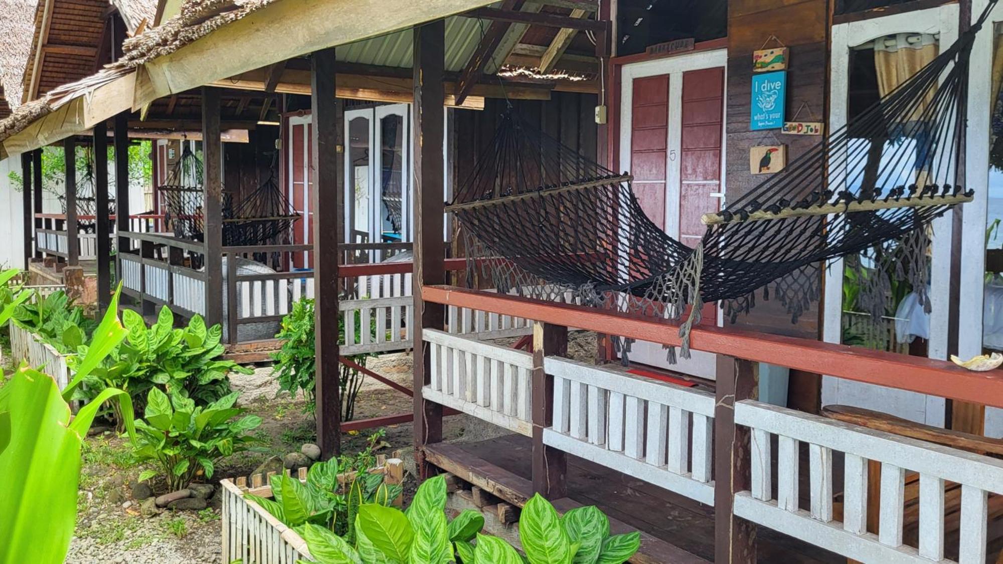 Pristine Paradise Dive Resort - Togean Islands, Una Una Pulau Unauna Zewnętrze zdjęcie