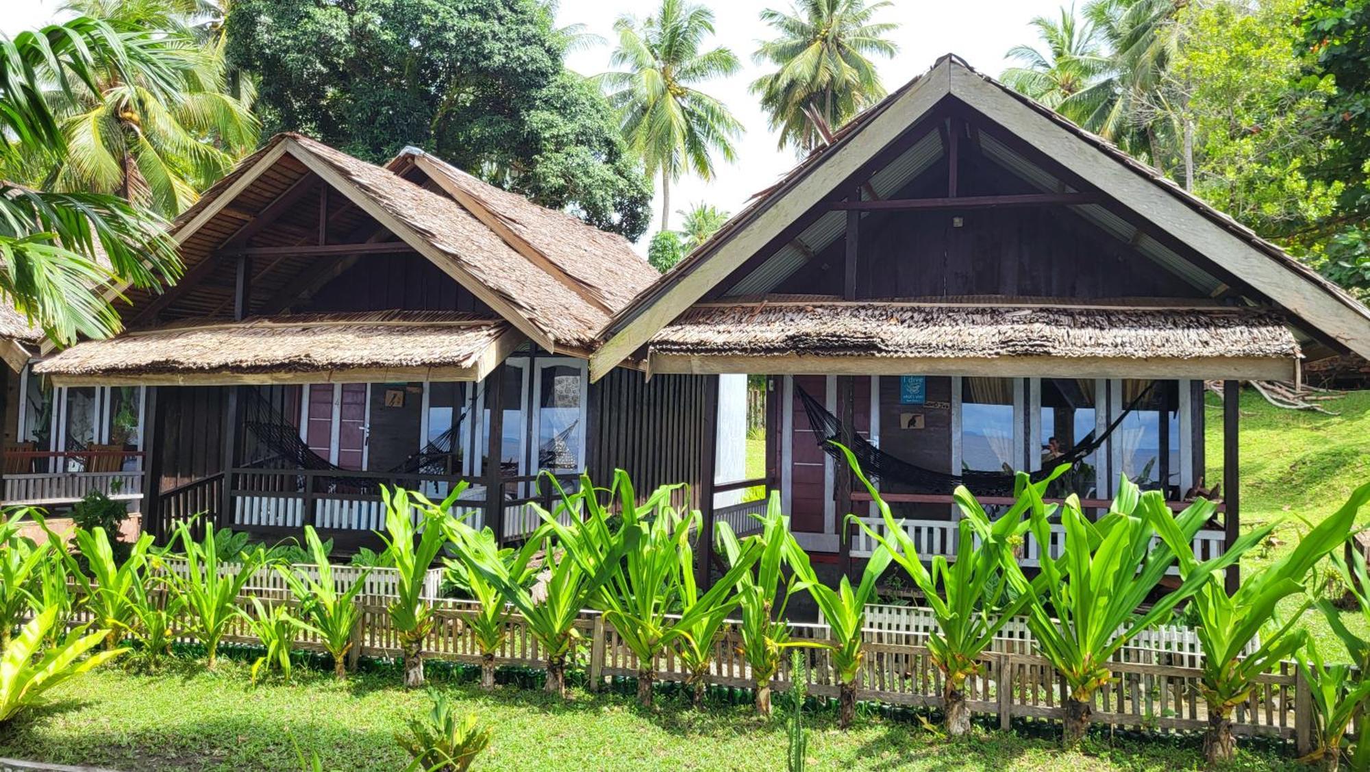 Pristine Paradise Dive Resort - Togean Islands, Una Una Pulau Unauna Zewnętrze zdjęcie